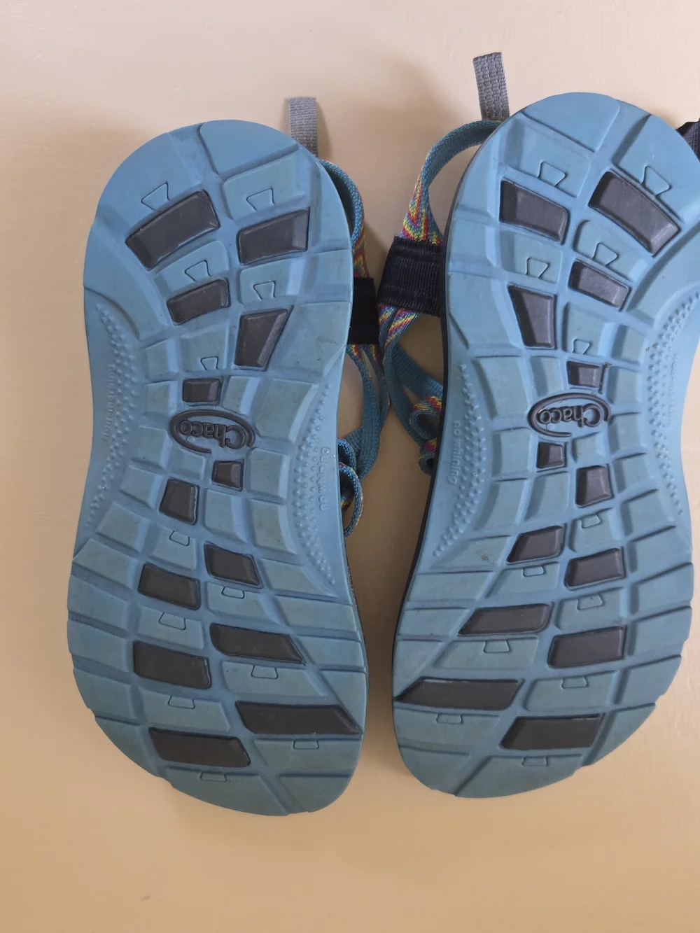 Chaco Kids ZX1 EcoTread Sandals Youth Size 4 Rainbow Fiesta Blue Strappy Hiking